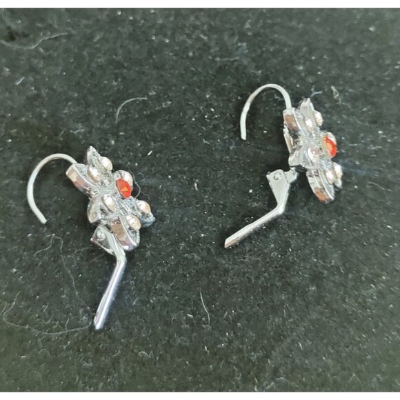 Red and Clear Rhinestone 10 Flower petal 15" necklace and earrings set - Picture 10 of 11